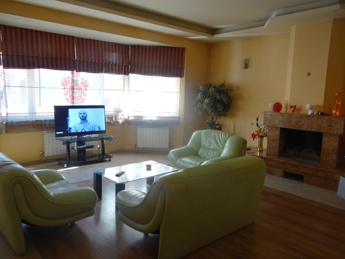 Light House Hotel บาทูมิ ภายนอก รูปภาพ